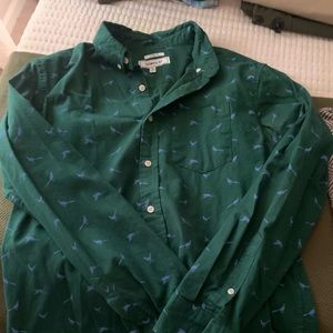 Crown and Ivy shirt Size Medium
